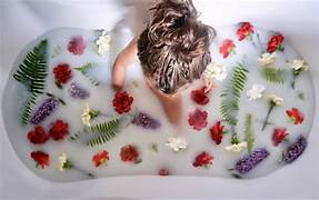 Creamy Floral Sampler - 5 Milky Lactonic Floral samples